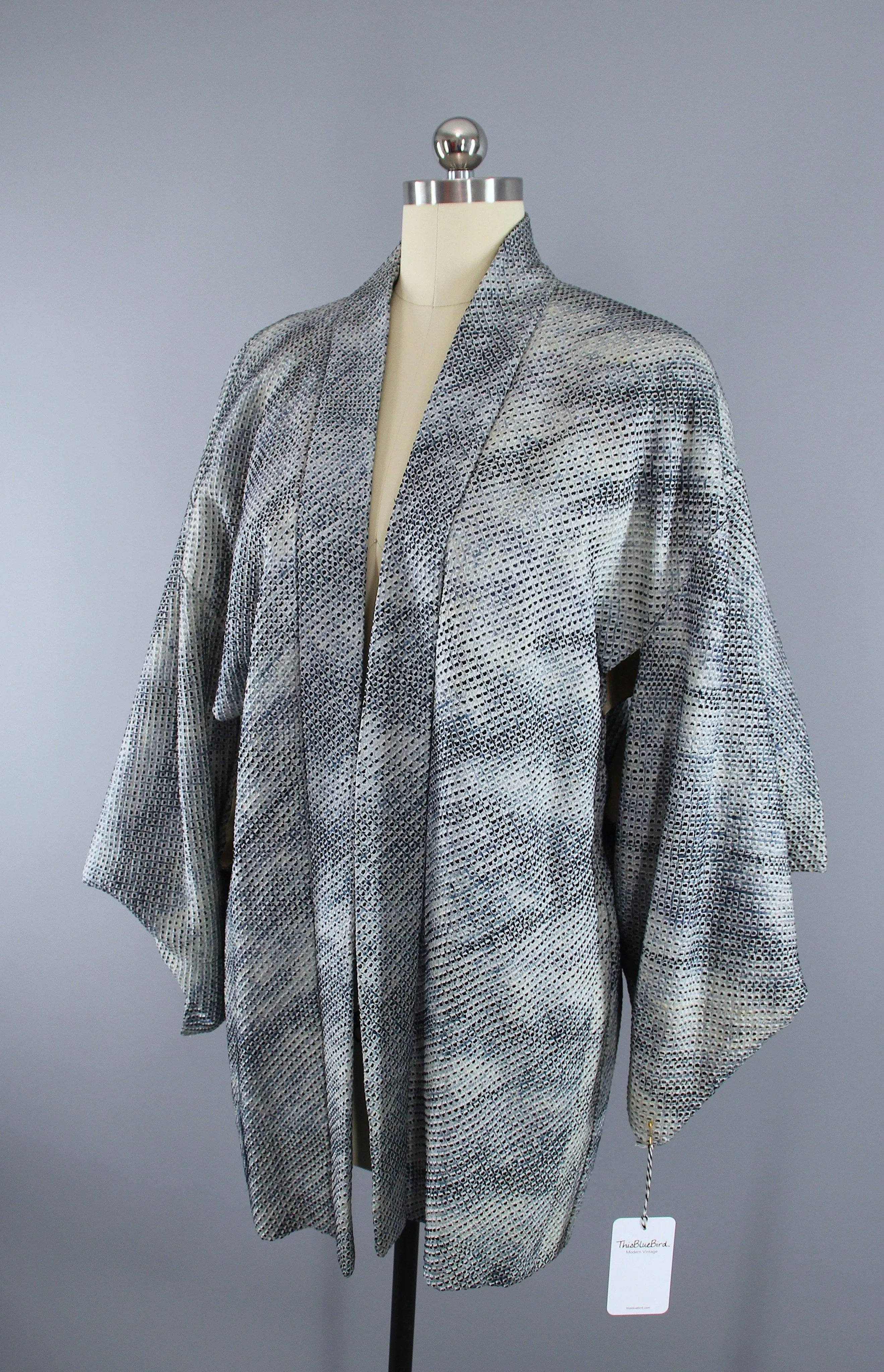 1950s Vintage Silk Haori Kimono Jacket Cardigan / Blue & White Shibori Dyed Ombre