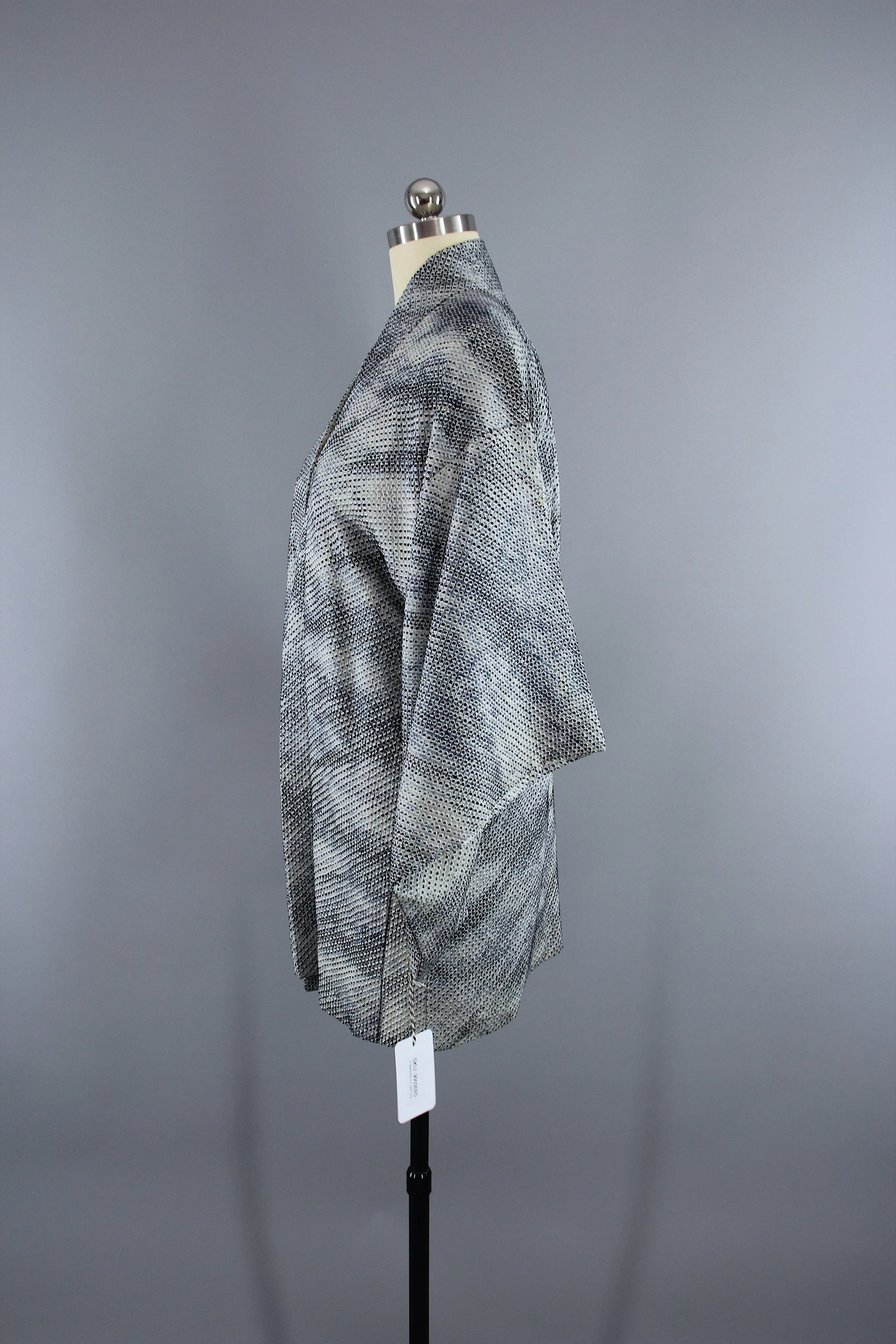 1950s Vintage Silk Haori Kimono Jacket Cardigan / Blue & White Shibori Dyed Ombre