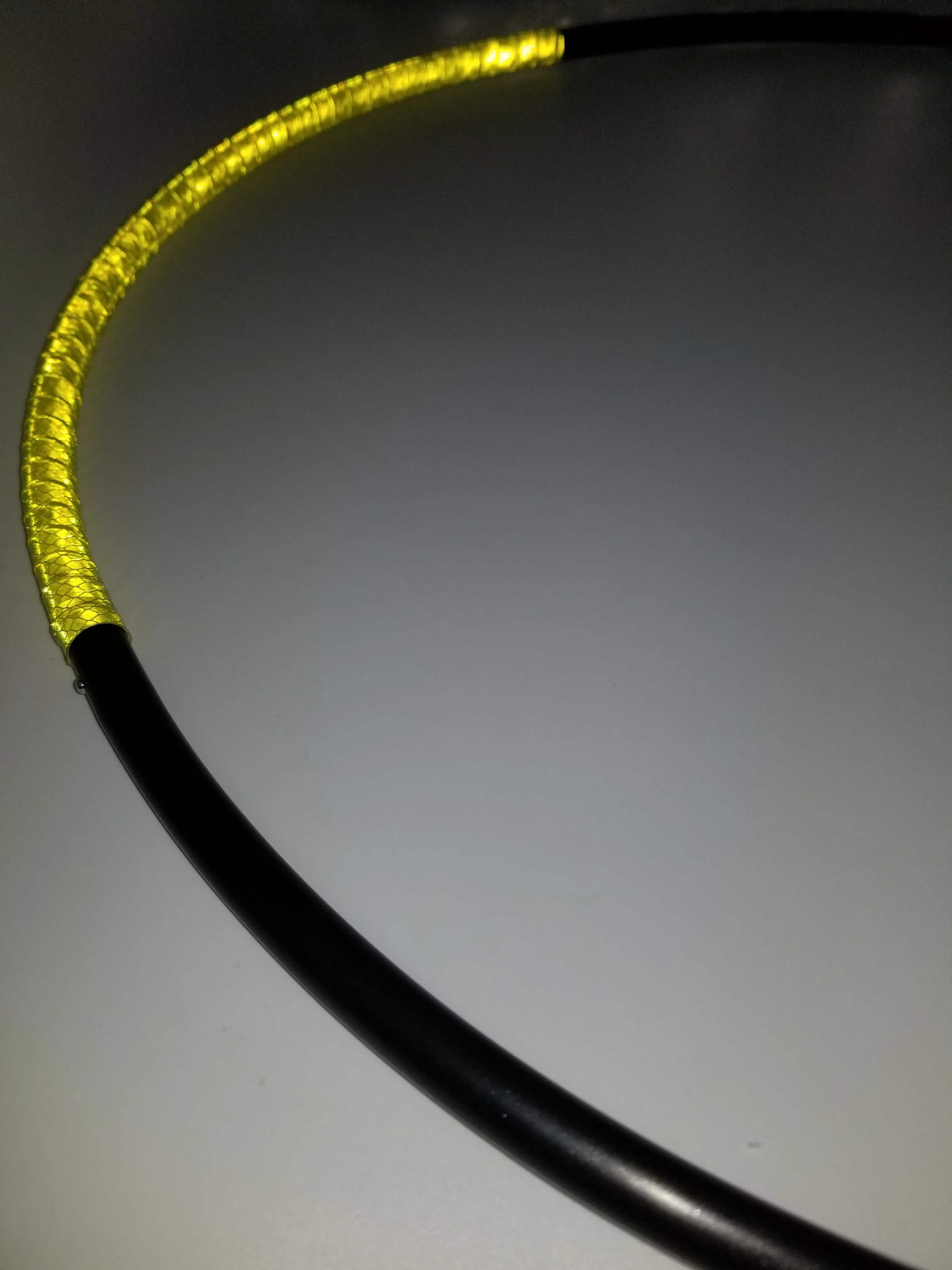 Black & Yellow Reflective Sectional Hoop