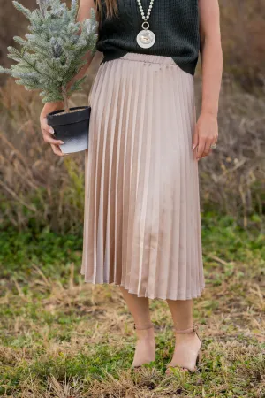 Chic Pleated Midi Skirt