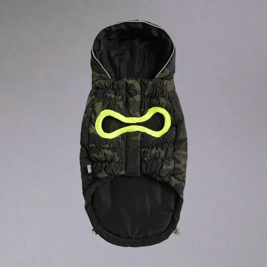 Eco-Friendly Recycled PET Dog Parka with Camouflage Design and Reflective Accents