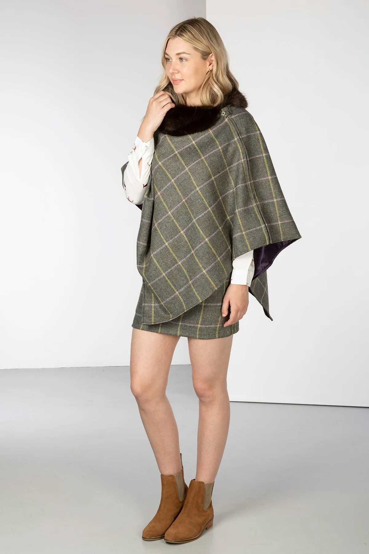 Ladies 100% Wool Tweed Poncho