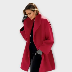 Luxury Insulated Wool Coat with Windproof and Waterproof Features for Cold Weather Fashion