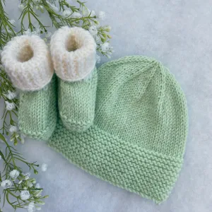 Merino baby bootie and hat set