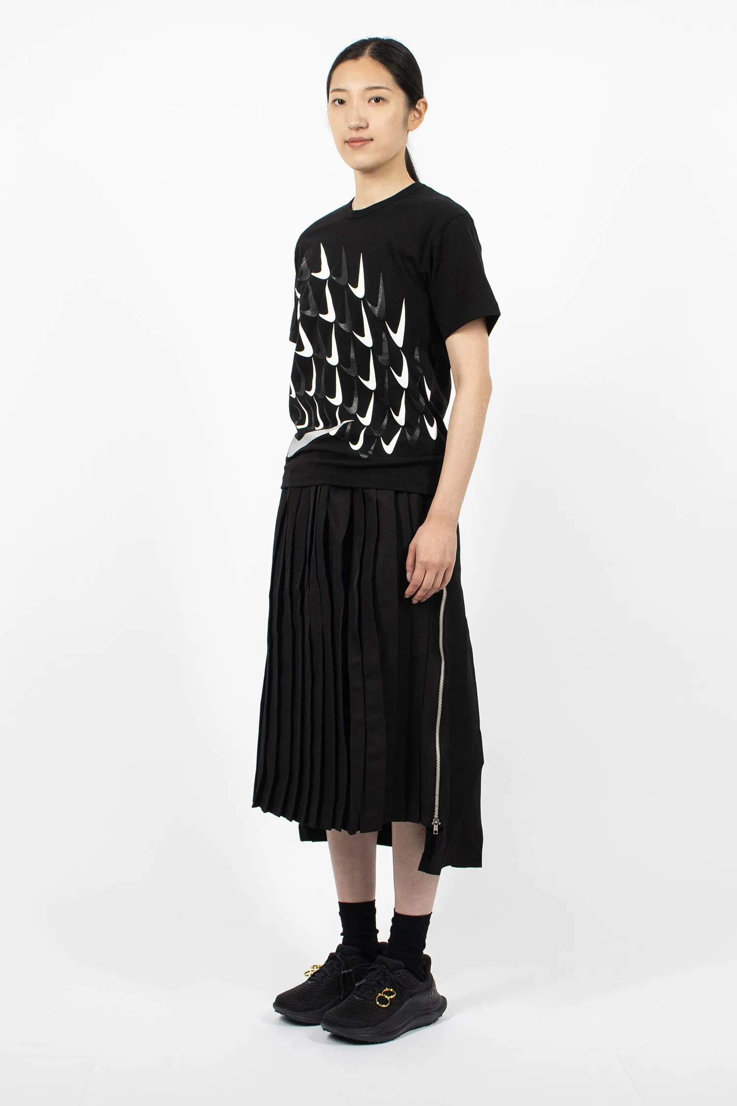 Pleated Zip Skirt Black