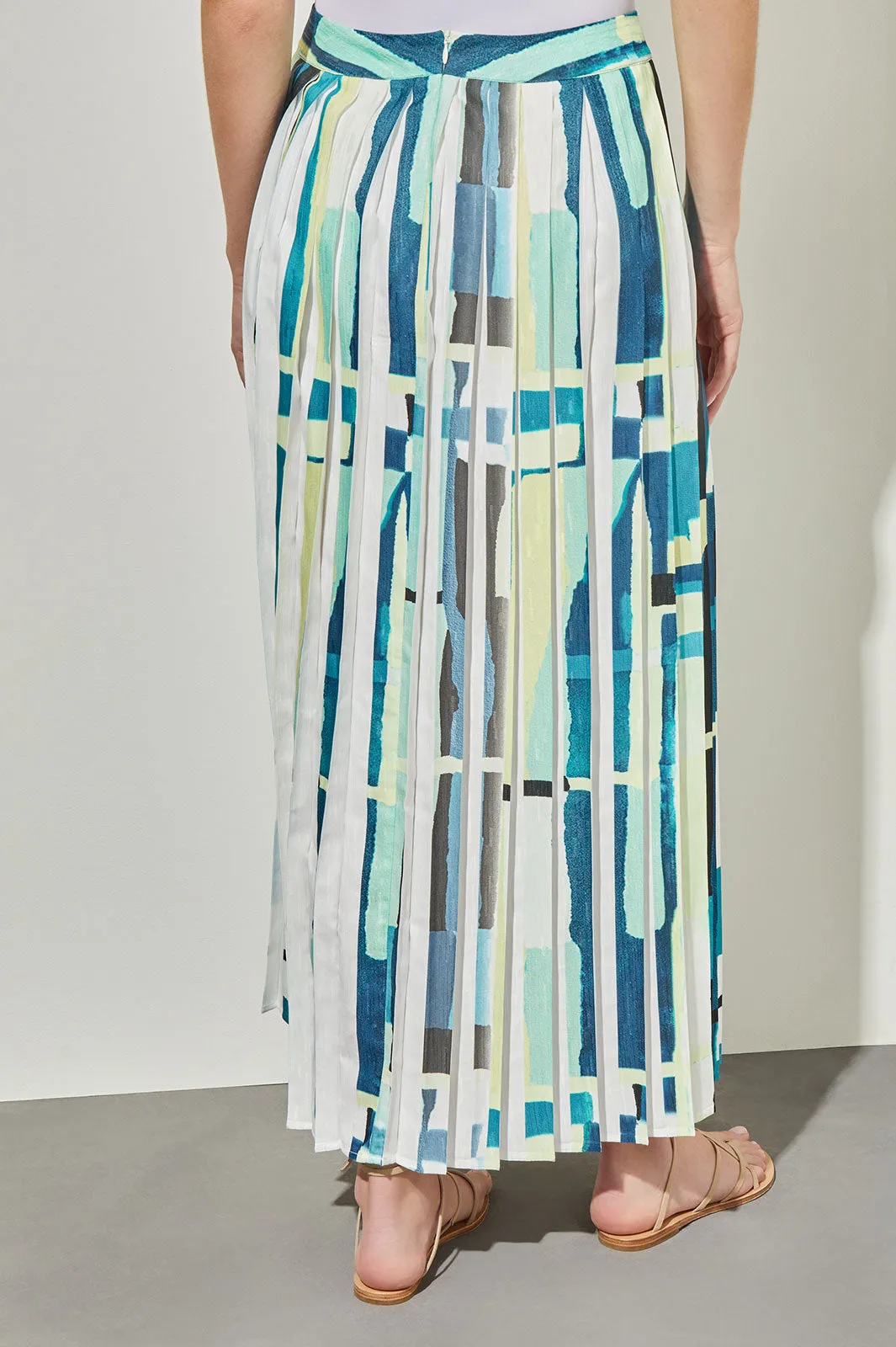 Plus Size Maxi A-Line Skirt - Abstract Pleated Woven