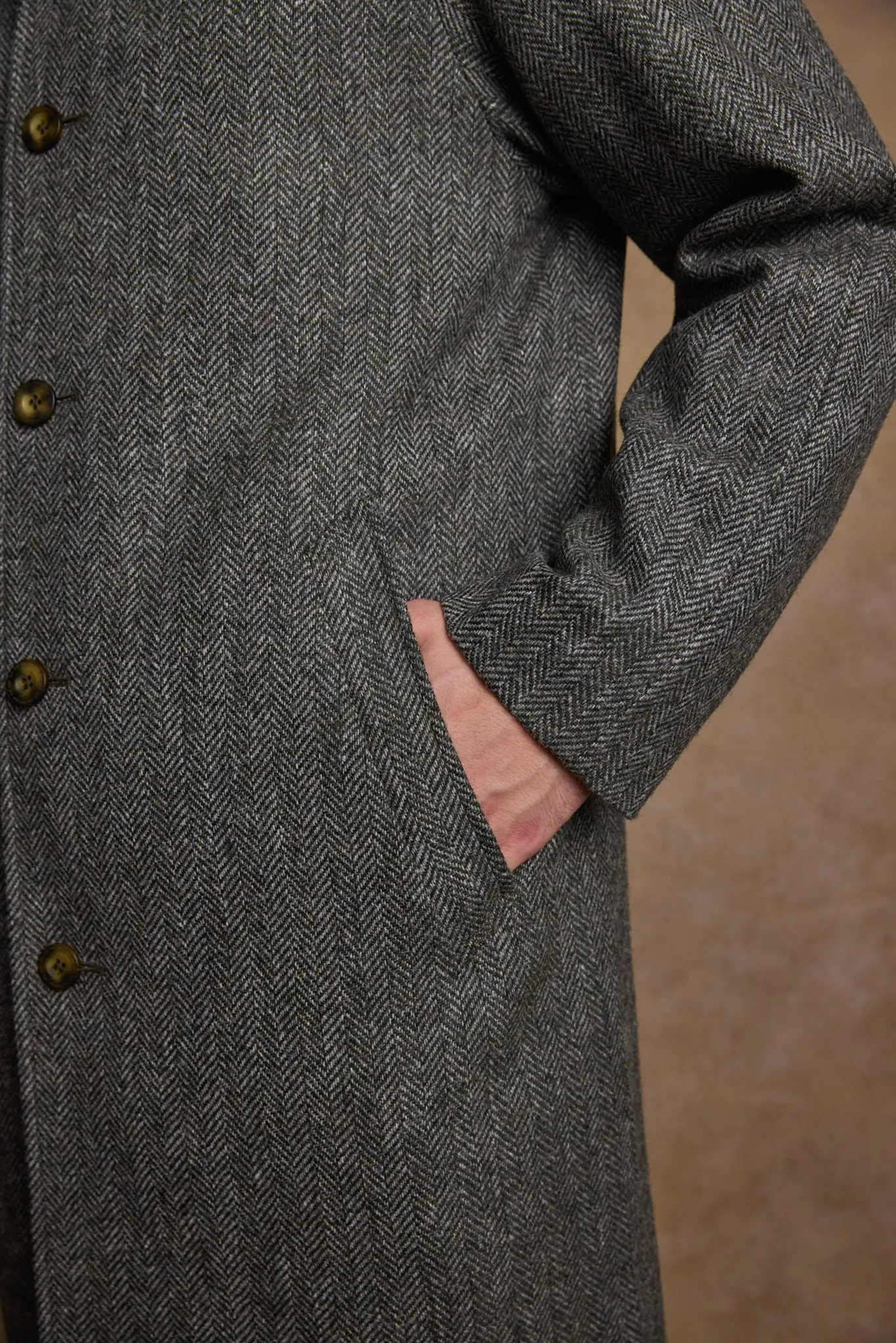 Sean Tweed Coat - Olive Wide Herringbone