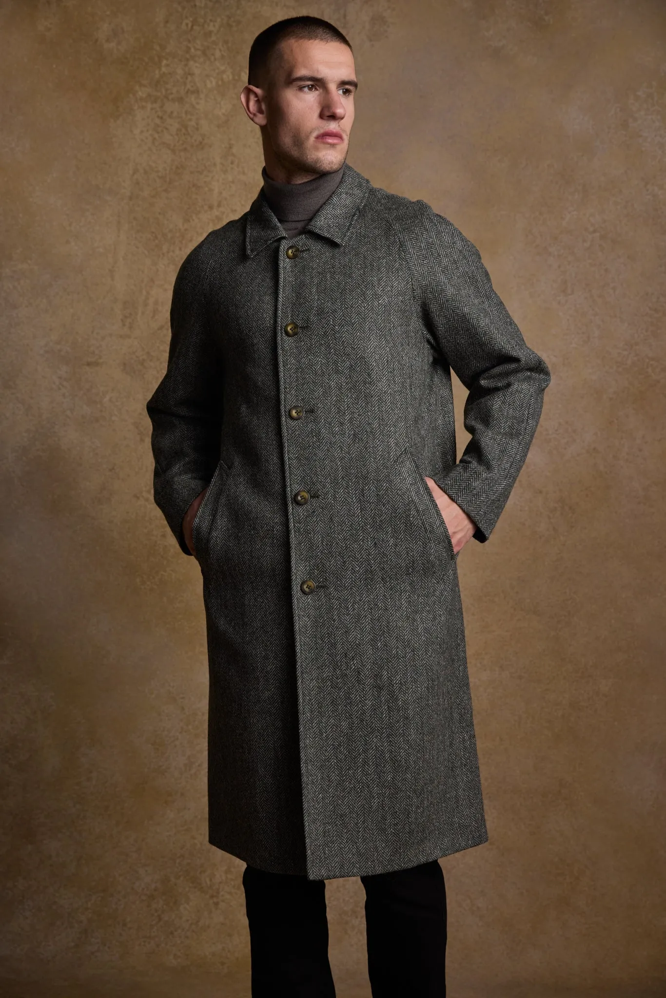 Sean Tweed Coat - Olive Wide Herringbone