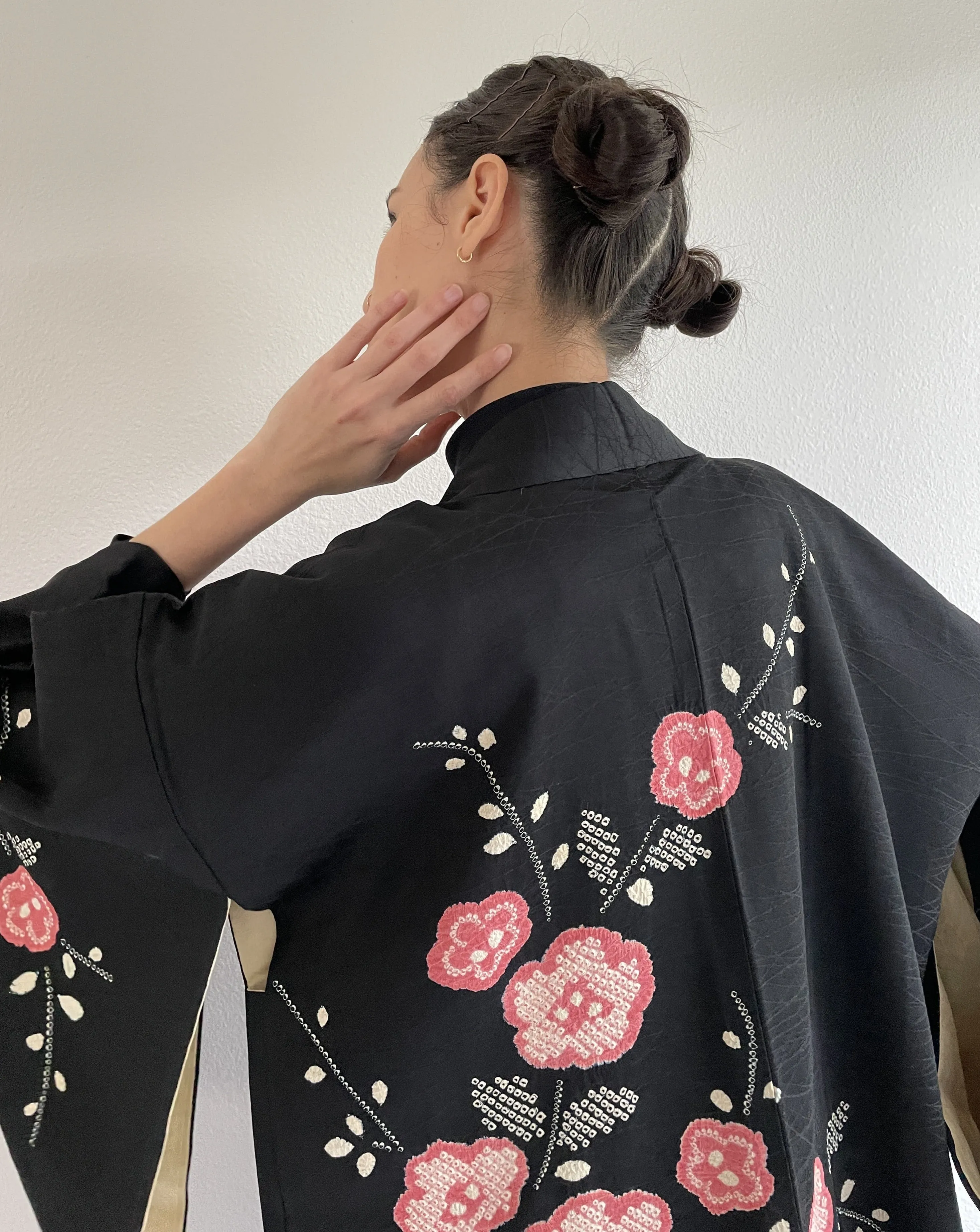 Shibori Sakura Black Haori Kimono Jacket