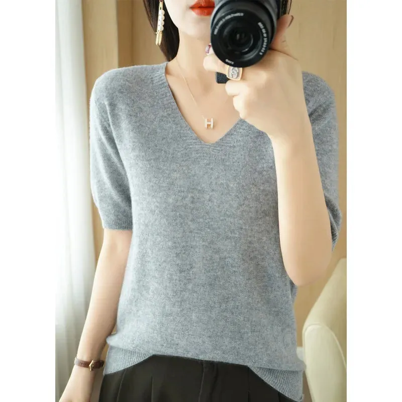 Spring/Summer 2022 Ladies Sweater Pullover Solid Color V-neck Half-sleeved Knitted Cashmere Sweater Thin Casual Top