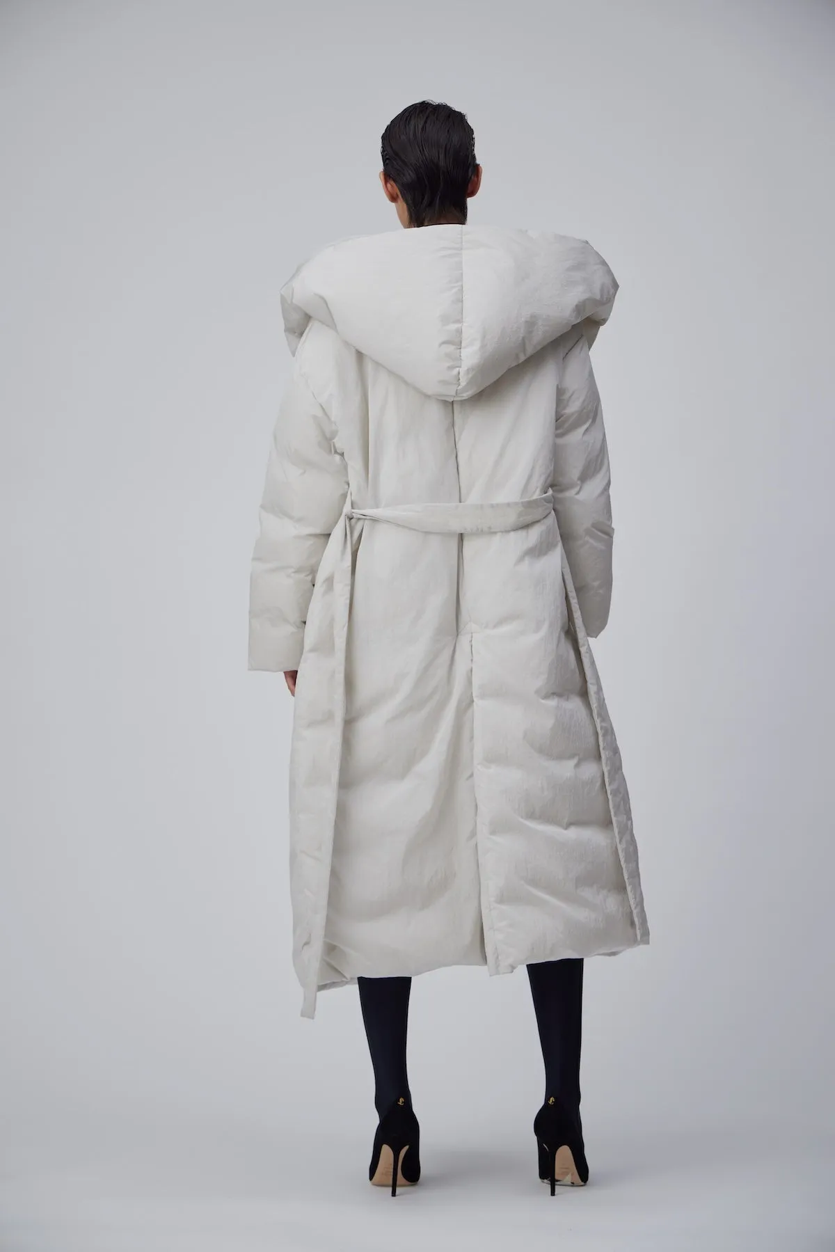 TRAVEL COAT WITH HOOD IN ECRU