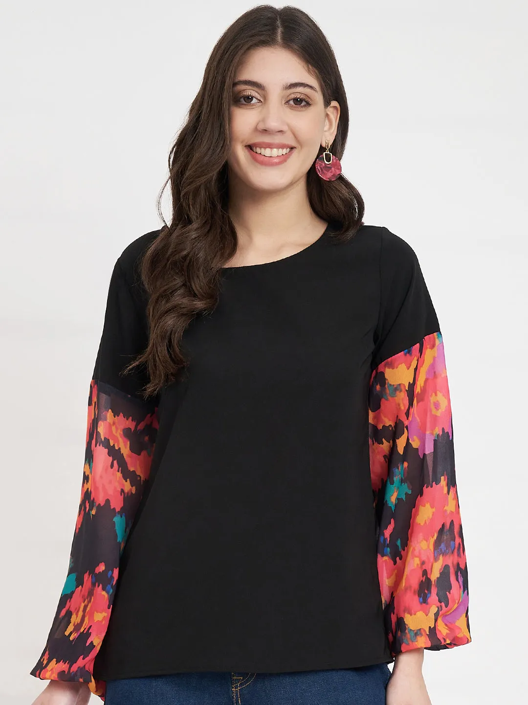 Women Abstract Print Flared Sleeve Crepe Top